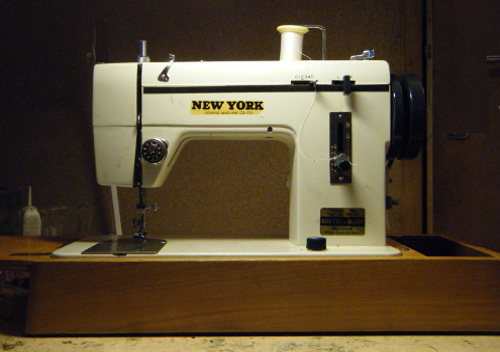 Machine � point zigzag, New-York, tout m�tal